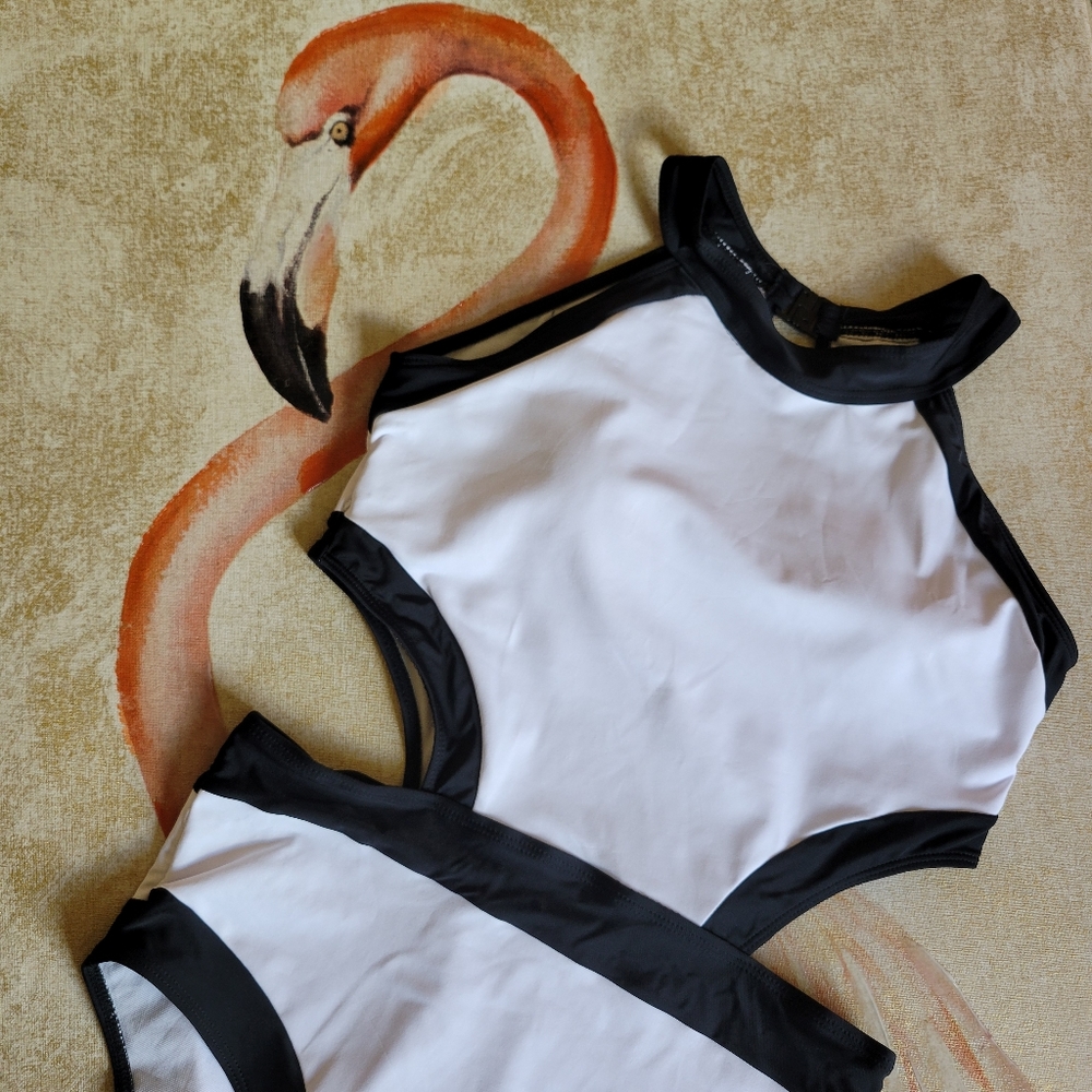 Black and White Women's One Piece Swimsuit size XL